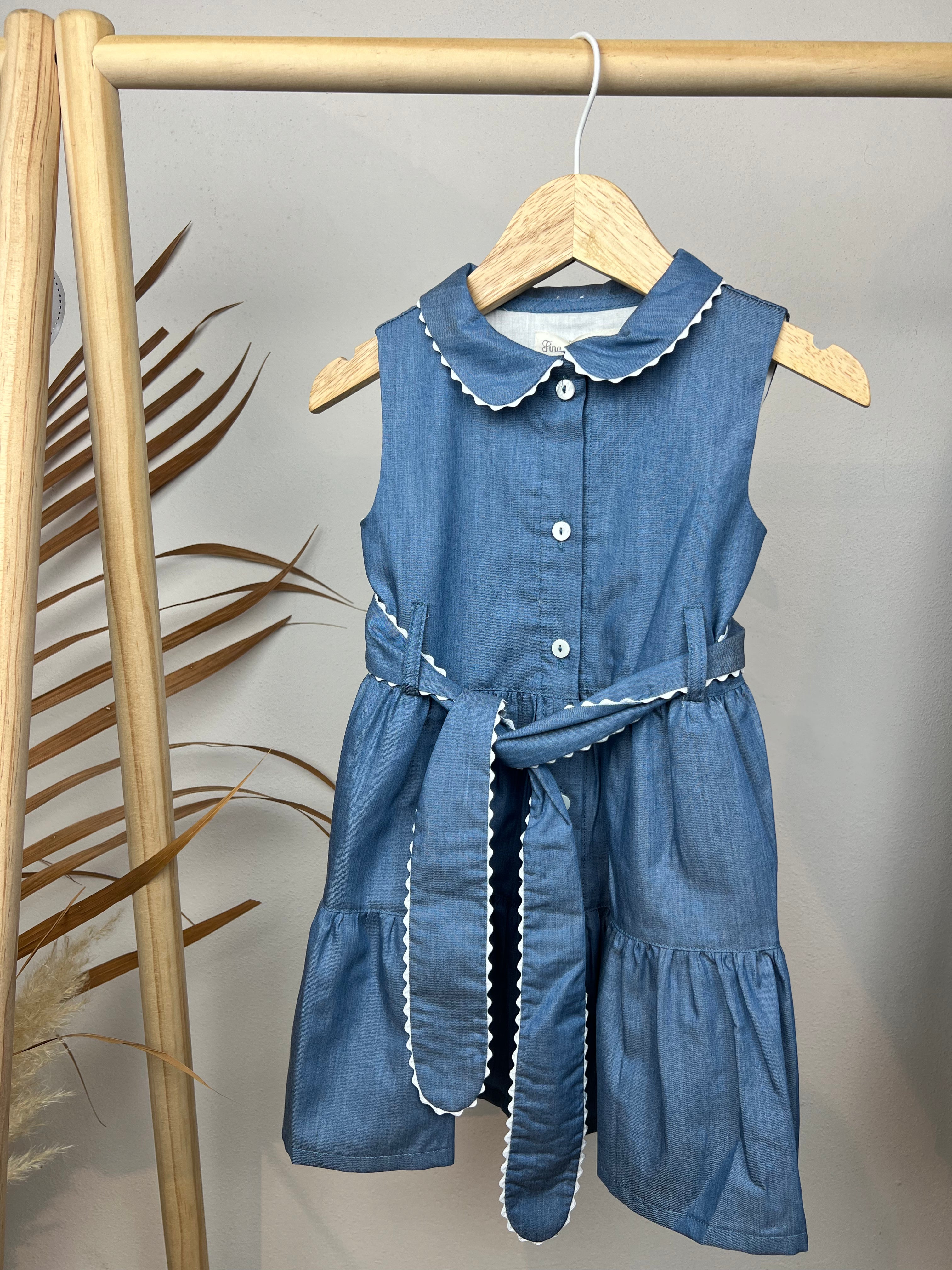 Chemisier elegante con cintura in vita