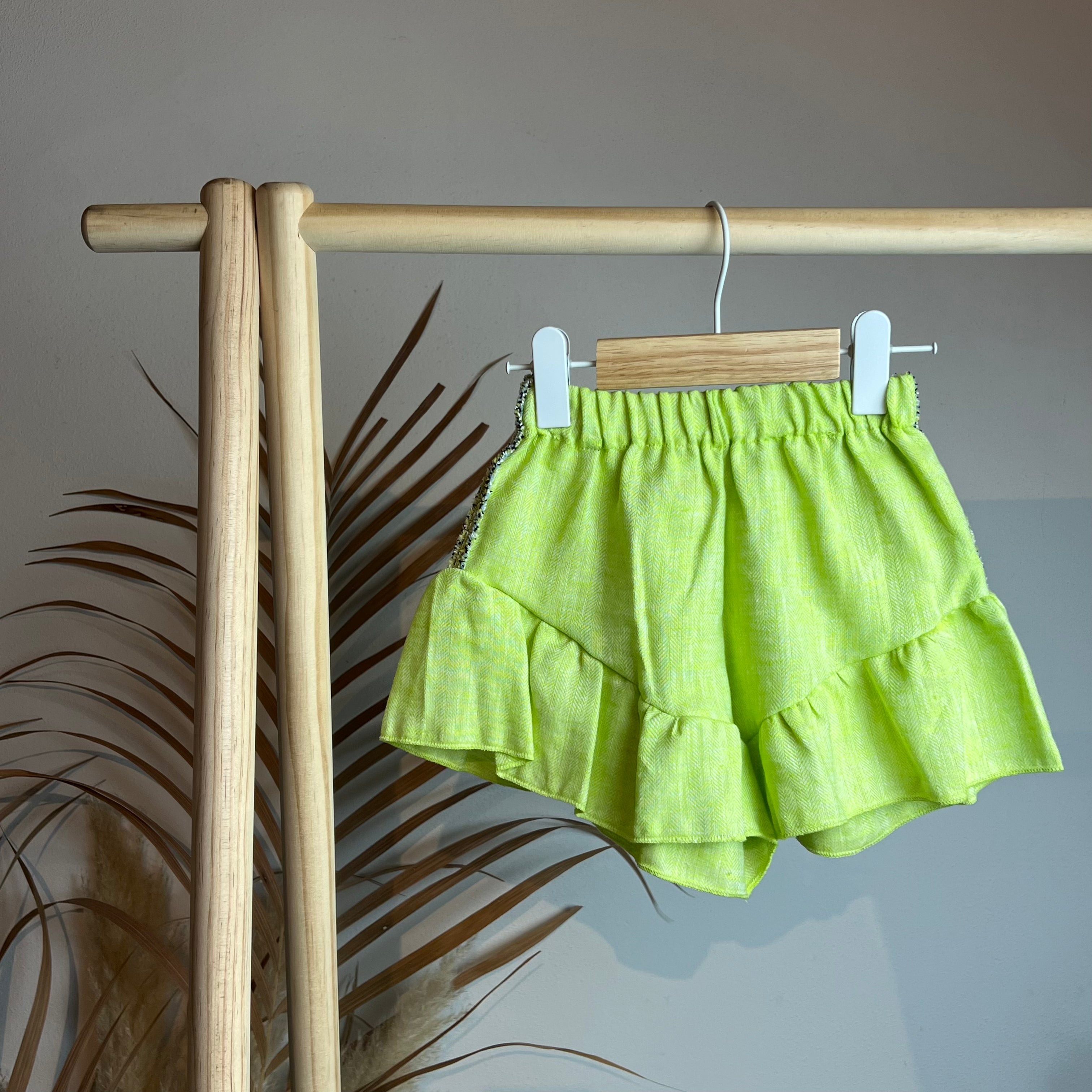 Short con rouches