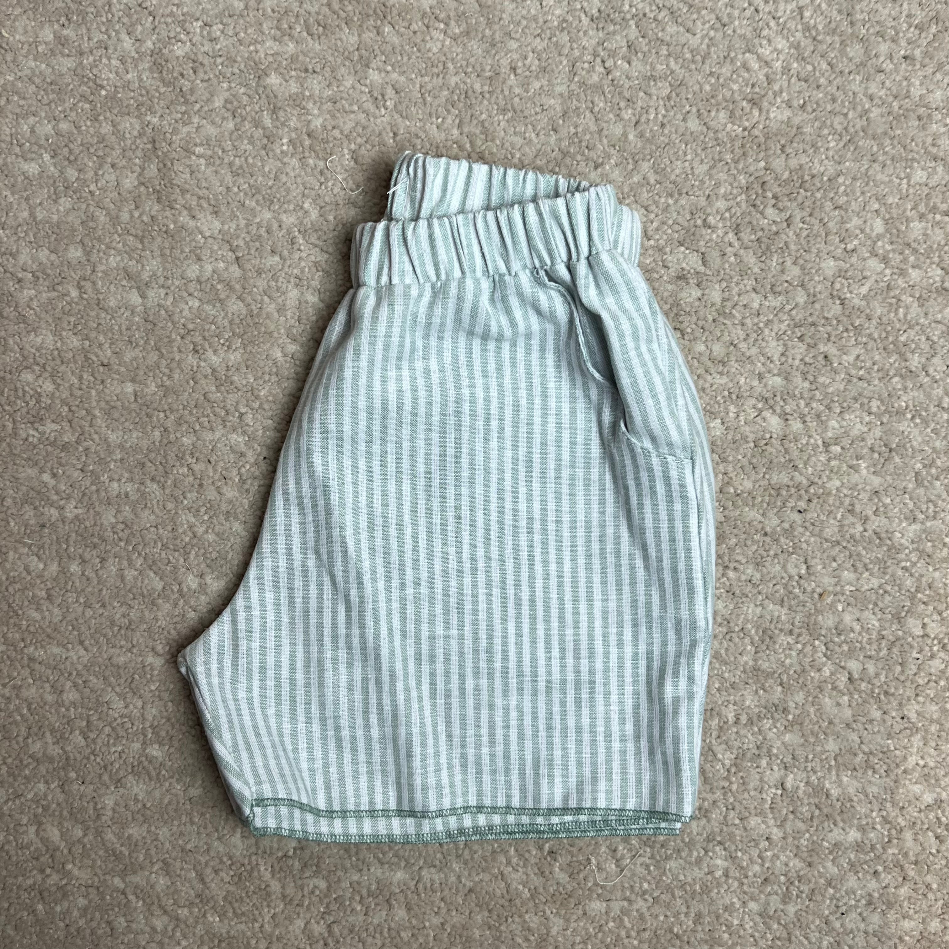 Short riga
