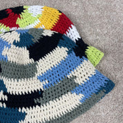 cappellino colorato fatto a mano